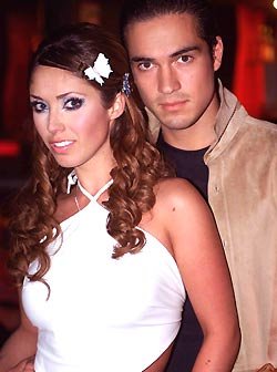 111anahi+y+poncho.jpg.jpg