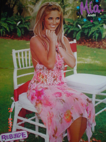 mia-anahi-rebelde.jpg